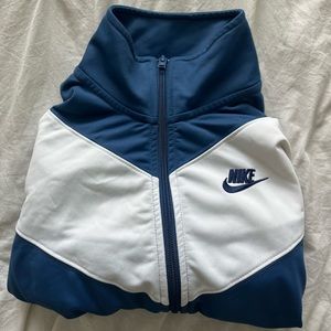 cropped nike zip-up